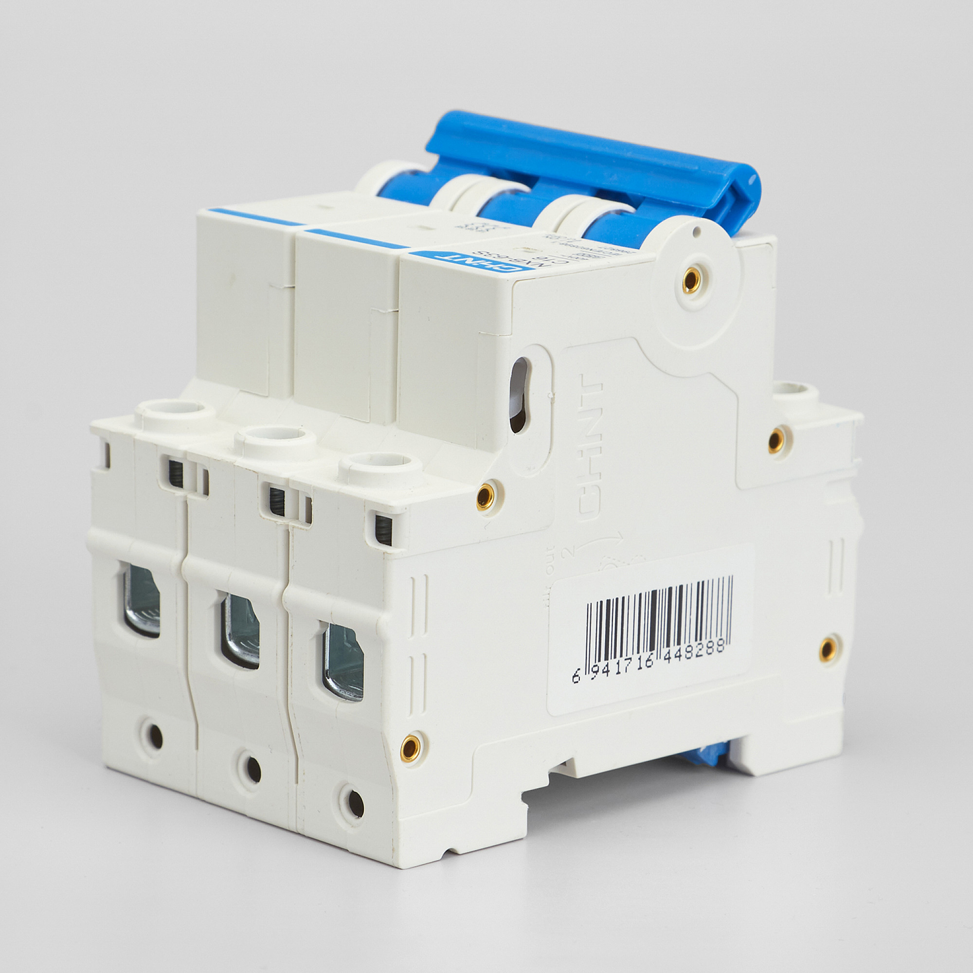 UY商品 Автоматический выключатель CHINT NXB-63S 3P 63А 4.5kA х-ка C (R